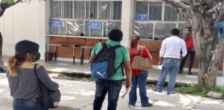 Avanza IEEPO con entrega de Incentivos de Reconocimiento al Desempeño Docente