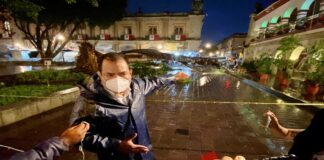 Coordina Oswaldo García labores para mitigar riesgos tras caída de árbol en el zócalo capitalino