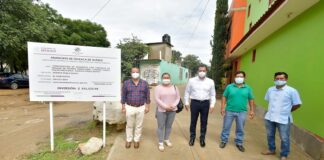 Oswaldo García entrega pavimentación en Pueblo Nuevo