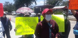 Empleados de San Antonio de la Cal protestan en el Congreso