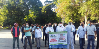Integrantes de FORTUR sanitizan unidades de transporte público, reanudará rutas