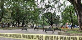 Para garantizar seguridad de la población, acordona Ayuntamiento el Zócalo
