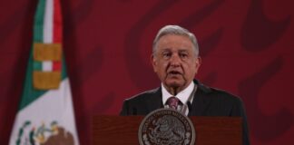 Acuerda AMLO con CNTE el pago de adeudos con docentes de Michoacán