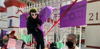 Desiste Muñoz Ledo de asumir mando de Morena; ‘toman’ la sede