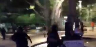 Con detonaciones dispersan a jóvenes que exigían justicia por feminicidio en Cancún