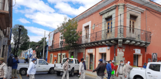 Con bloqueos, vectores exigen pagos atrasados