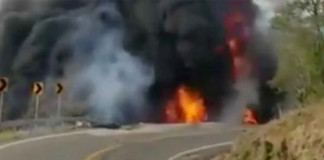 Muere conductor de pipa que explotó en carretera de Oaxaca