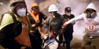 Renuncia Merino a la Presidencia de Perú tras masivas protestas