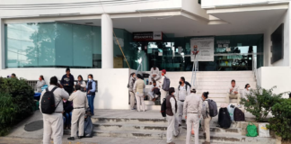 Trabajadores del sector salud de Valles Centrales paran labores en medio de la pandemia