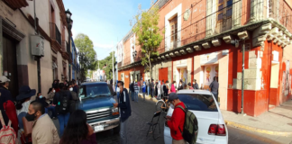 Lunes de bloqueos en Oaxaca; Sindicalizados de salud desquician la ciudad