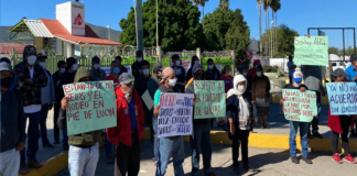 Pobladores de Atitlán protestan en Pemex, exigen entrega de recursos