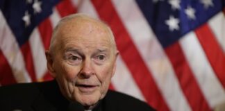 Admite el Vaticano errores en caso de cardenal expulsado por pederastia