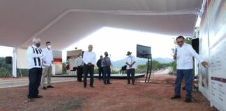 En Oaxaca, destaca AMLO organización de pueblos indígenas