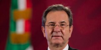 Pasará Moctezuma Barragán de la SEP a la Embajada en EU