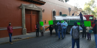 Con bloqueos, vecinos de Candiani exigen obras