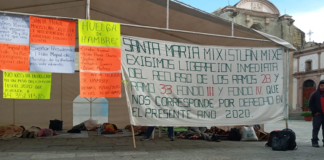 Pobladores de Mixistlán instalan huelga de hambre en la Alameda