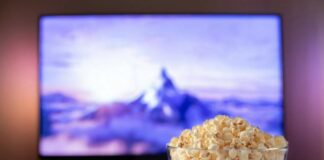 Mexicanos dedican 3.2 horas diarias a ver videos, series y películas en línea