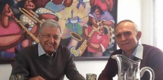 Sale Romo de Presidencia; sigue como enlace con la IP: AMLO
