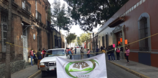 Telebachilleratos Comunitarios cierran Casa Oficial, exigen respeto a sus plazas