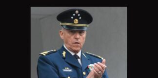 Determina FGR no ejercer acción penal contra Cienfuegos