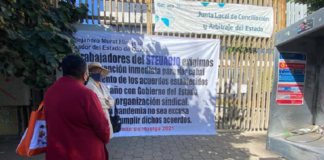Sin trabajar, STEAUABJO protesta y pide aumento de salarios