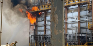 Reportan explosiones en Refinería de Salina Cruz