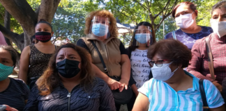 Respaldan mujeres a Villcaña, está comprometido con la lucha de género, señalan