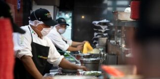 Prohibición de plásticos pone en ‘aprietos’ a restaurantes de la CDMX