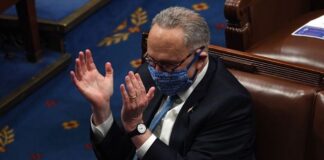 Trump debe ser destituido ya, dice líder demócrata del Senado