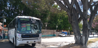 STEAUABJO regresa con protestas y pide aumento de salarios