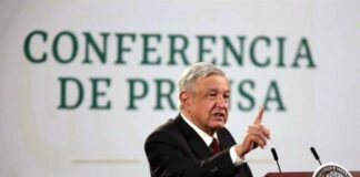 ‘Me dieron $300 para el taxi por entrar a protocolo’