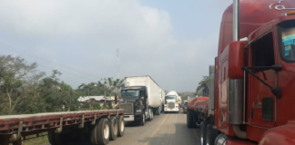 Después de 10 días, pobladores de Mazatlán retiran bloqueo