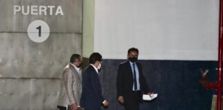 Llega Ancira extraditado; con fianza de $50 mil intenta no pisar la cárcel