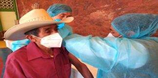 Avanza vacunación contra COVID-19 en adultos mayores