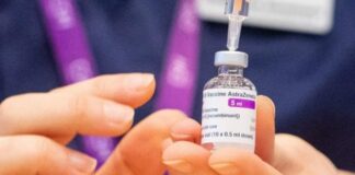 AstraZeneca no encuentra evidencia de mayor riesgo de coágulos por vacuna