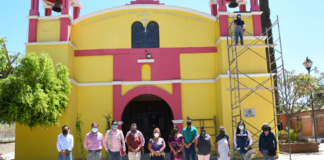 Inaugura Castúlo Bretón obras sociales en Tlanichico y barrios de Zaachilla