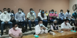 Sección 35 exigen vacunas para personal médico