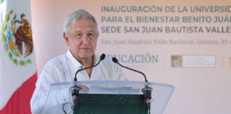 En Oaxaca, AMLO anuncia aumento gradual de la pensión de adultos mayores
