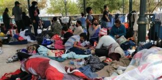 Es mexicano 1 de 2 deportados por EU