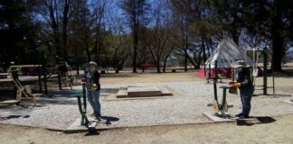 Continúa sanitización de parques para prevenir contagios de COVID-19