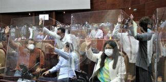 Acuerda Congreso desaparecer poderes en Sola de vega