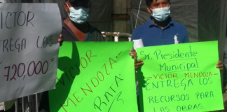 Pobladores de Ayotzintepec denuncian a edil por adeudo de 8 mdp