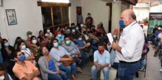 Acuerda Villacaña incentivar la competitividad de los mercados públicos
