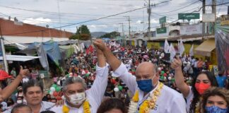 Multitudinario respaldo de la UCD a Javier Villacaña