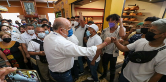 Comerciantes oaxaqueños dan su total respaldo a Javier Villacaña