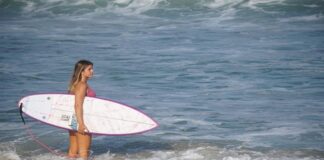 Tres surfistas oaxaqueños en la selección nacional para Juegos Olímpicos