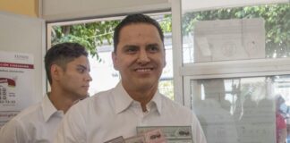Detienen al exgobernador de Nayarit, Roberto Sandoval y a su hija