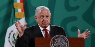 López Obrador va por tres reformas constitucionales