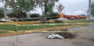 Se forma “socavón” sobre Periférico en la capital de Oaxaca