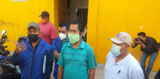 Boleros de la capital urgen a Oswaldo García acceso al zócalo